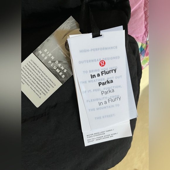 NWT!🍒LULULEMON IN A FLURRY PARKA sz 12 BLACK 550-Fill Jacket Brave Wunder Puff - Picture 3 of 15